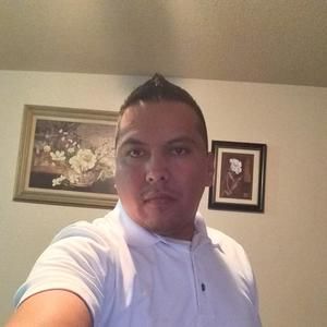 Meet your Posher, Raul